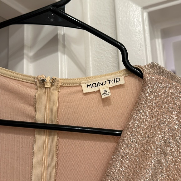 BNWOT Sparkly Cutout Mini Bodycon Dress Gold - Picture 3 of 3